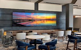 Courtyard By Marriott Philadelphia South At The Navy Yard